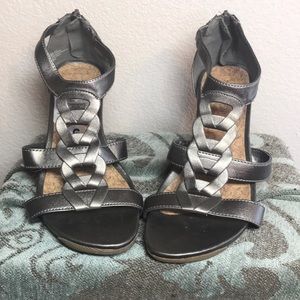 Shoes by KennethCole Reaction